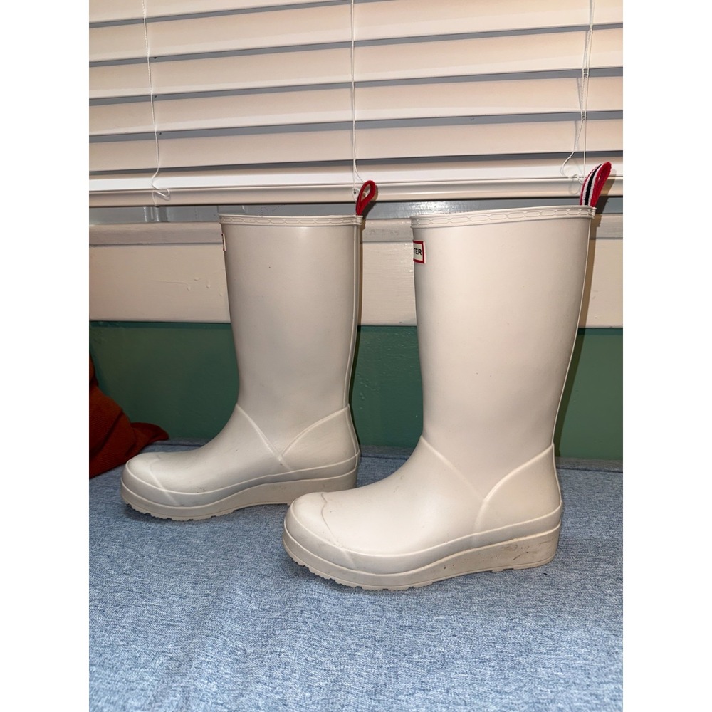 Hunter Original Boot Tall Waterproof Rain Boot (Women) Size 9 White